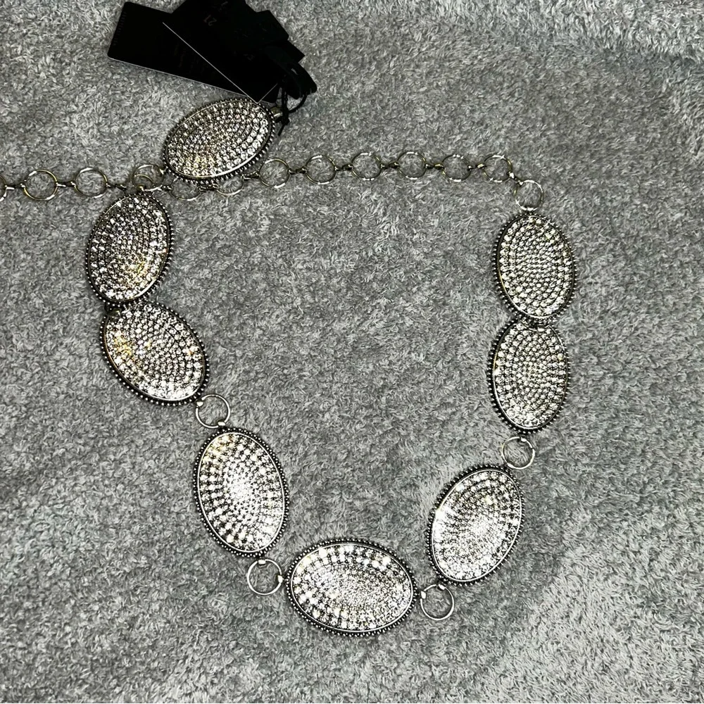 Forever 21 Silver Oval Link Belt